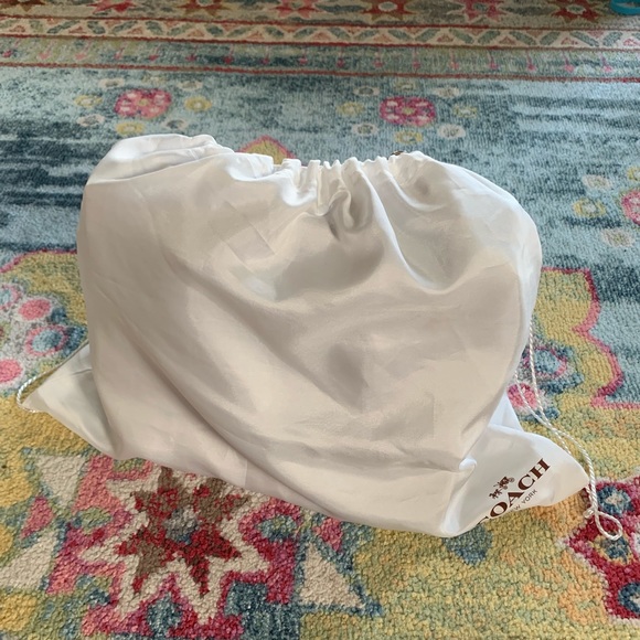 Coach Crosby Carryall Crossbody Satchel Taupe - Picture 6 of 8